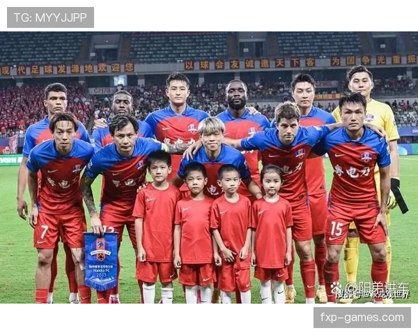 中超联赛新赛季战火重燃:各队阵容揭晓,精彩表现值得期待 中超联赛新赛季战火重燃:各队阵容揭晓,精彩表现值得期待